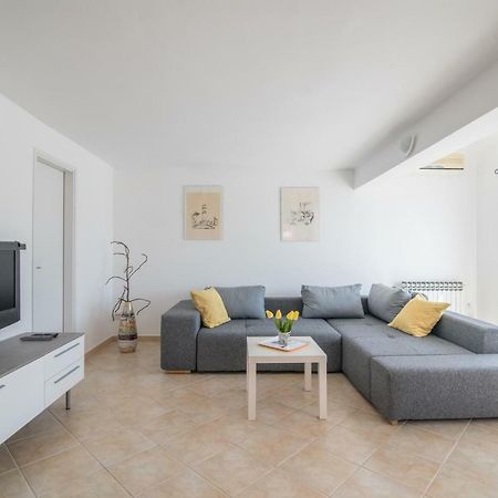 Apartment Lavanda Premantura Ngoại thất bức ảnh