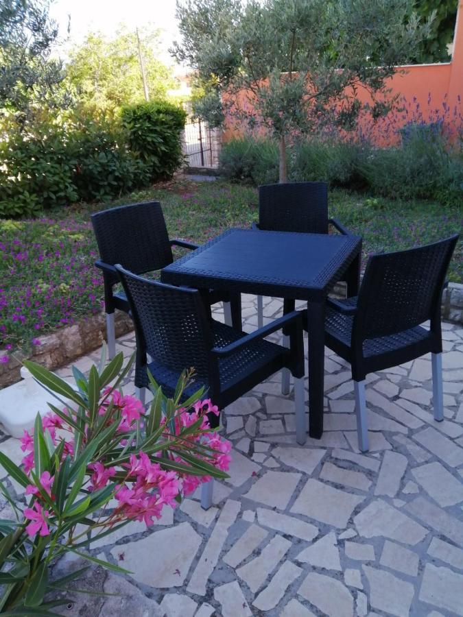 Apartment Lavanda Premantura Ngoại thất bức ảnh