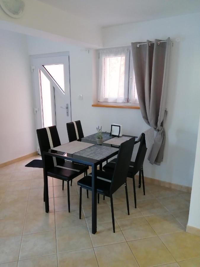 Apartment Lavanda Premantura Ngoại thất bức ảnh