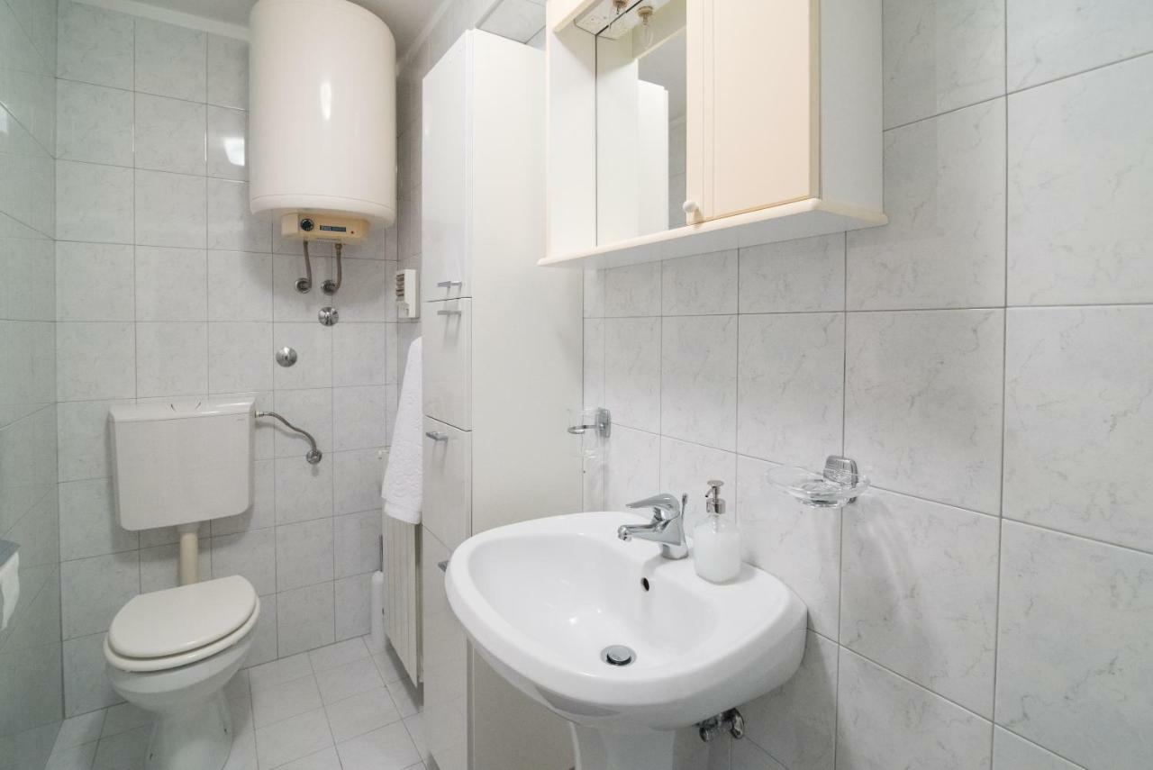 Apartment Lavanda Premantura Ngoại thất bức ảnh